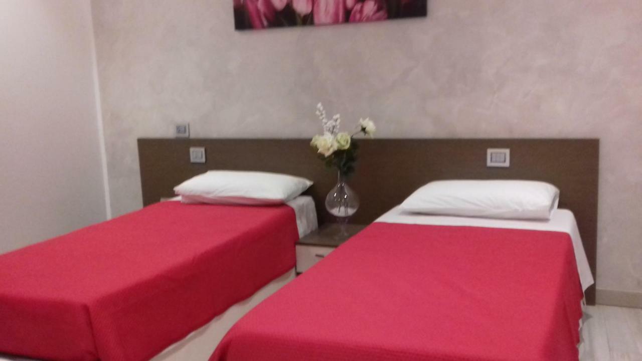 B&B Tre Passi Верона Екстериор снимка